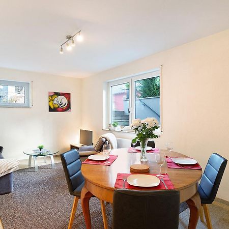 Ferienwohnung Schwarzwaldperle بادن بادن المظهر الخارجي الصورة